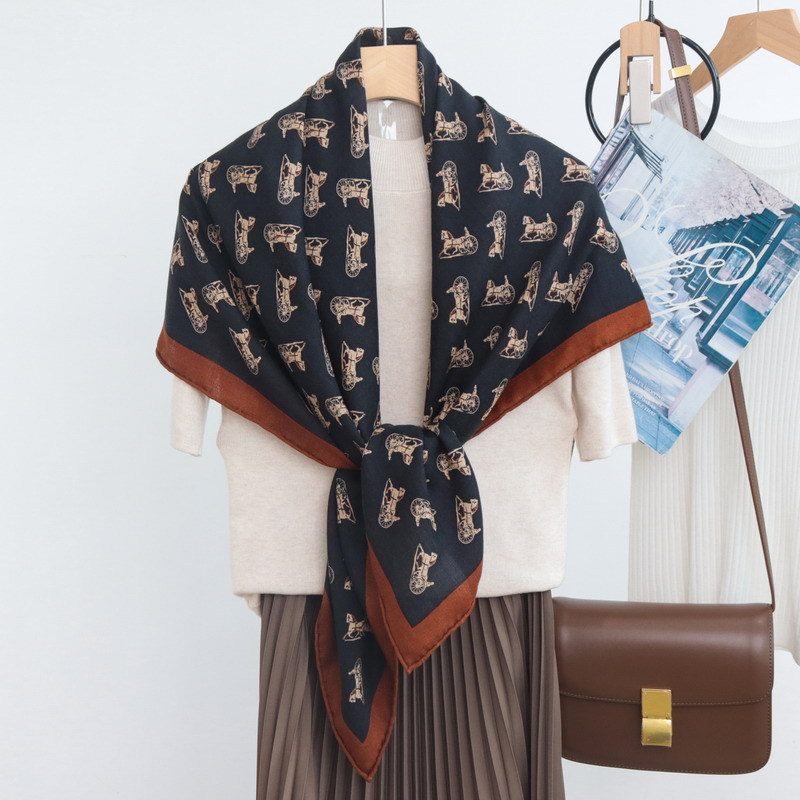 Écharpe en mélange de soie et  - Winter Clothing Hong Kong avis et prix